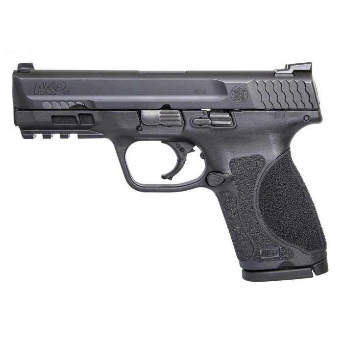 S&W M&P M2.0 Compact 40 S&W Pistol w/3 13rd Mags & Night Sights