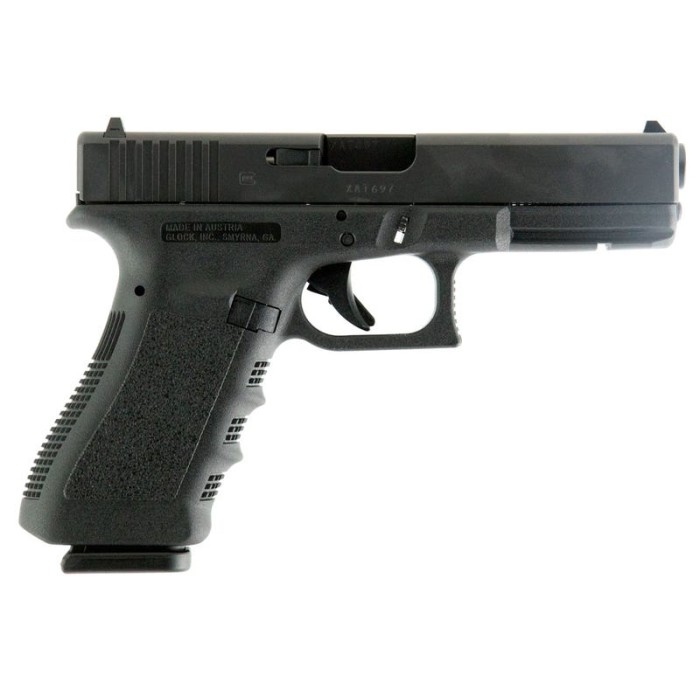 Glock 17 Refurbished 9mm 4.50" Barrel 17-Rounds Includes 2 Magazines