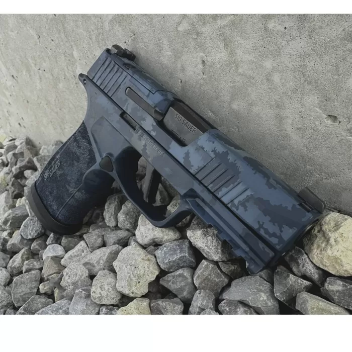 P365-XMACRO TACOPS 9MM 3.7''BBL (4)17RD BLUE MULTI CAMO
