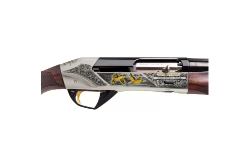 Benelli Super Black Eagle 3 12ga 3.5