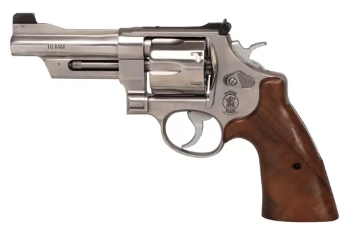 SMITH & WESSON MODEL 610