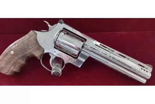 Colt KODIAK .44 MAG, 6" Barrel, CUSTOM SHOP ENGRAVED, 6 rnd - Stainless [MPN:CSKODIAKSP6RTS]