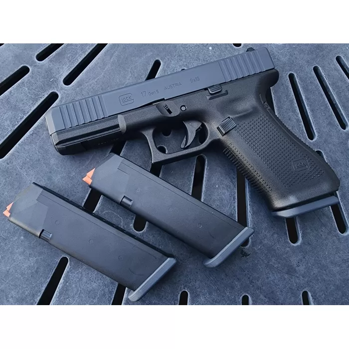 GLOCK 17 G5 9mm Luger 4.49 GLOCK 17 G5 9mm Luger 4.49
